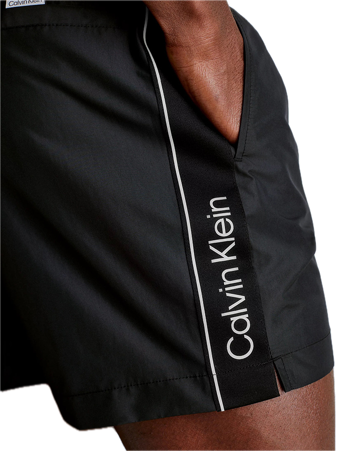 CALVIN KLEIN ΜΑΥΡΟ ΑΝΔΡΙΚΟ ΜΑΓΙΟ ΜΕΣΑΙΟ ΜΗΚΟΣ - Image 3