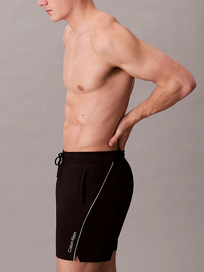 CALVIN KLEIN ΑΝΔΡΙΚΟ ΜΑΓΙΟ MEDIUM DRAWSTRING ΜΑΥΡΟ - Image 2